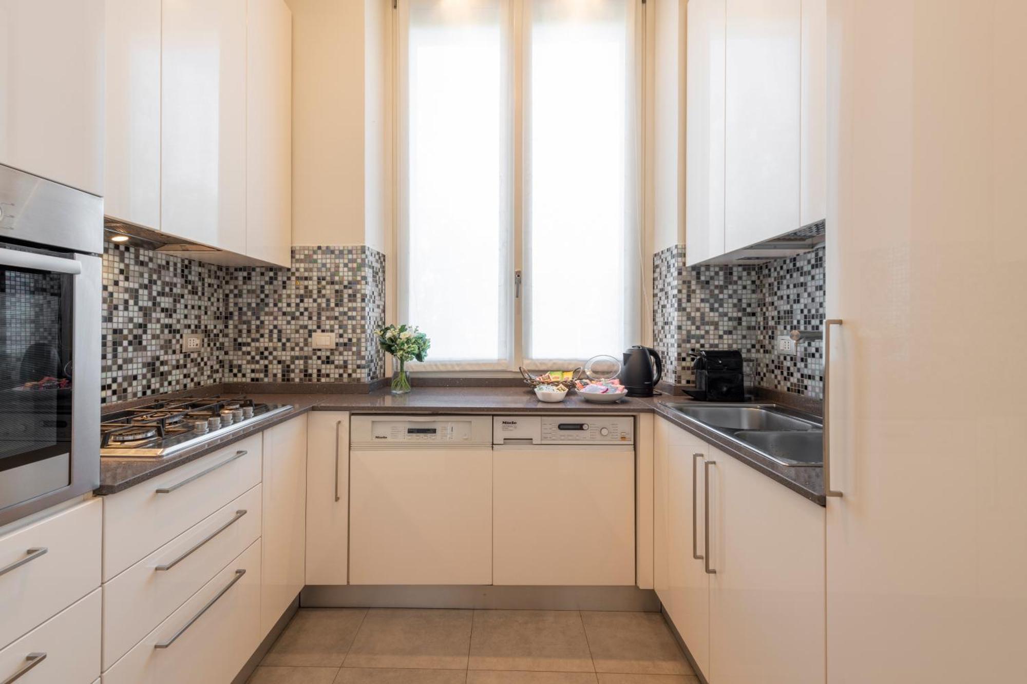 Sempione, 51 Ampio E Luminoso Apartment มิลาน ภายนอก รูปภาพ